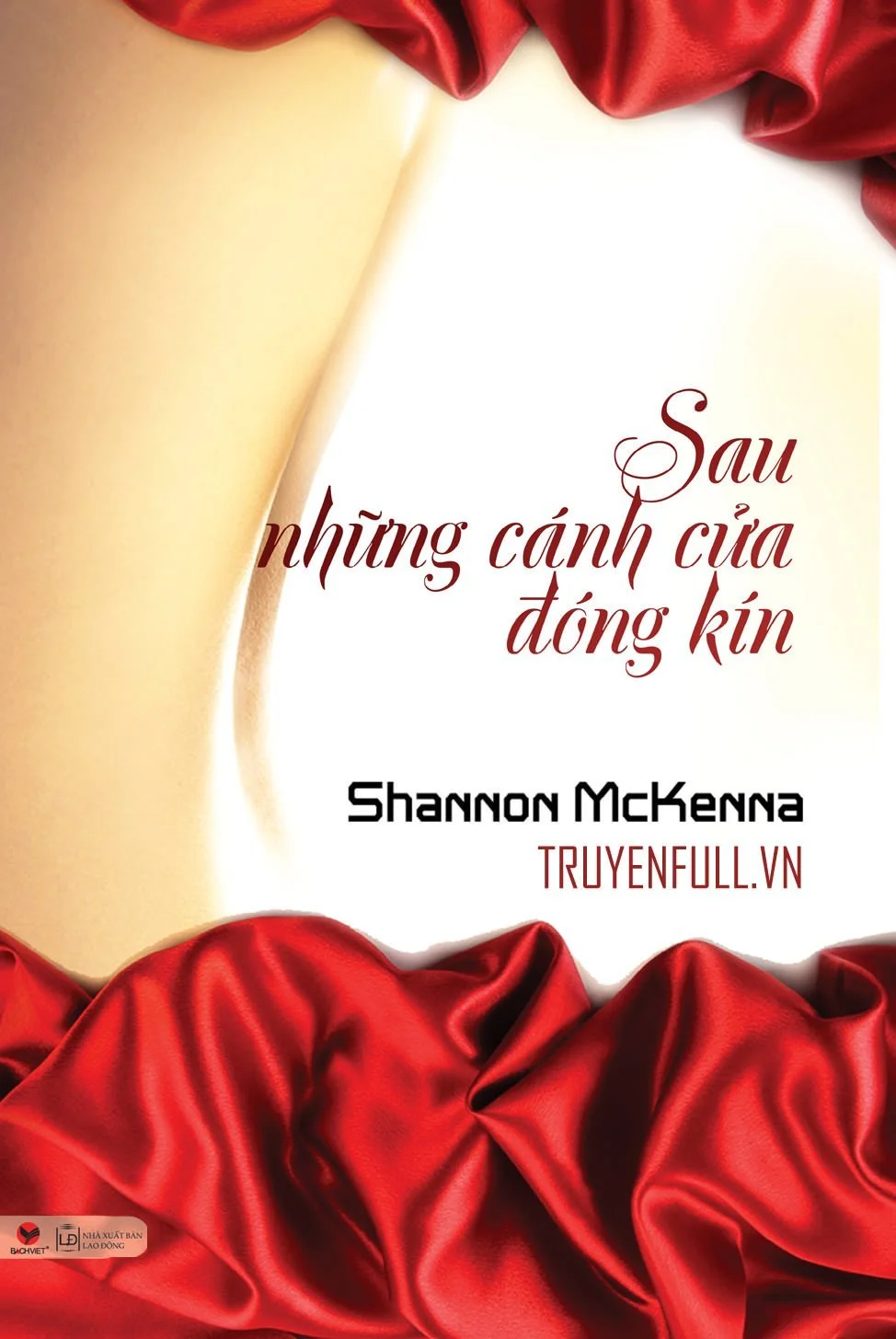 Sau Những Cánh Cửa Đóng Kín